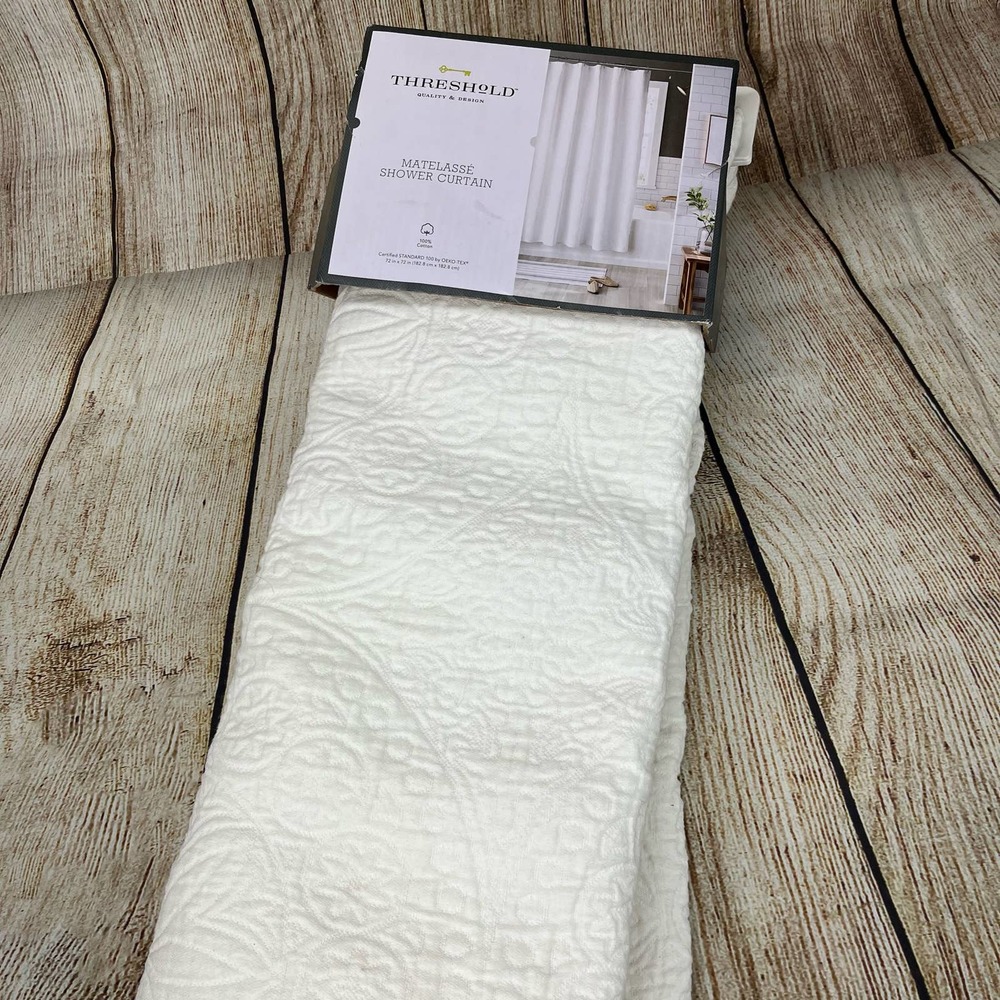 Matelasse Medallion Fabric Shower Curtain, Cream/White, New